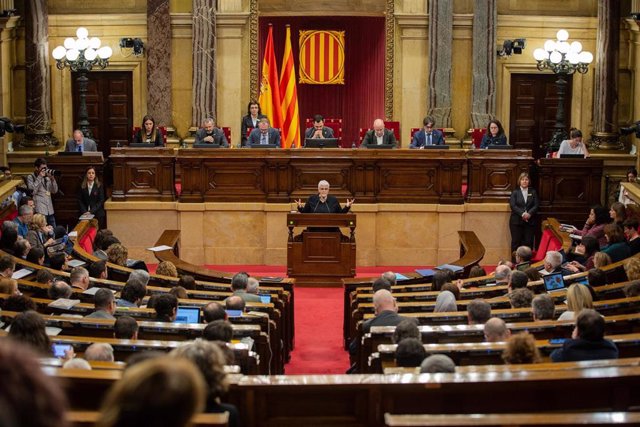 Pleno del Parlament de Catalunya, en una imagen de archivo.