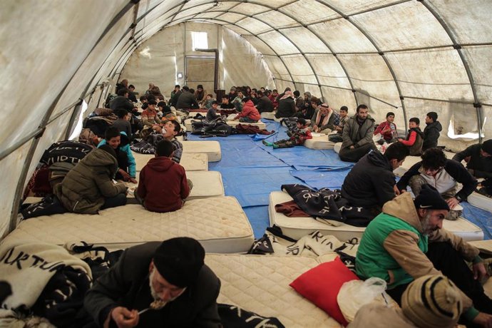 Campo de desplazados internos sirios