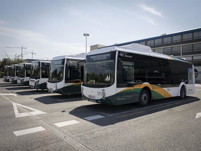 El transporte urbano comarcal incorpora siete nuevas villavesas híbridas a su flota