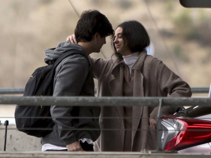 Jorge Bárcenas y Victoria Federica en el aeropuerto