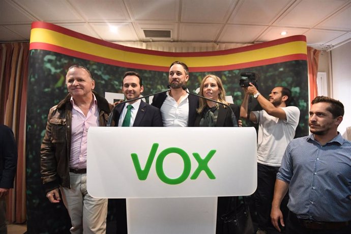 El líder de Vox, Santiago Abascal, en un acto de partido en Ceuta.