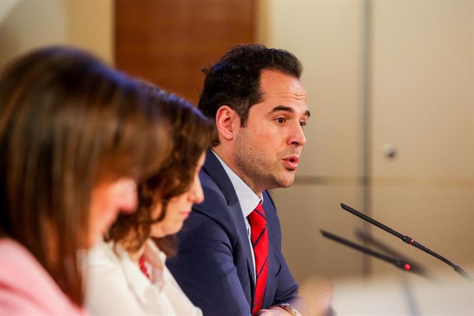 El  vicepresidente de la Comunidad de Madrid, Ignacio Aguado durante su intervención en la reunión del Consejo de Gobierno de la Comunidad de Madrid, en Pozuelo de Alarcón, en Madrid (España), a 4 de febrero de 2020.