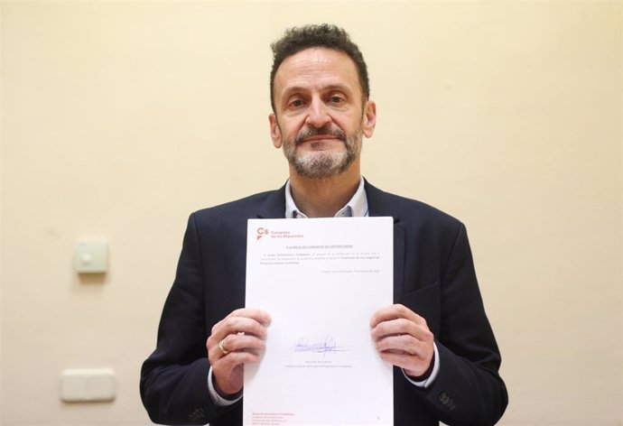 El diputado de Ciudadanos, Edmundo Bal, registra en el Congreso una propuesta de Ley de Apoyo y Protección a las Familias, en Madrid (España), a 7 de febrero de 2020.