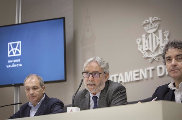 Antonio Bernabé, Emiliano García y Francesc Colomer durante la presentación de 'Unique València'