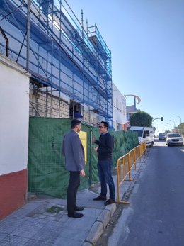 Adelante critica la construcción de una casa de apuestas "a 100 metros" de un IES en Pilas (Sevilla).