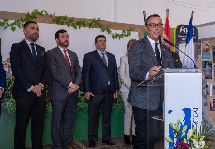El presidente de la Diputación Provincial de Huelva, Ignacio Caraballo, inaugura la Feria Agroganadera y Comercial 'Comarca de Doñana'.