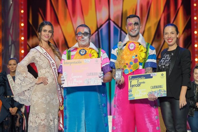 Los Zeta Zetas gana el concurso de murgas adultas del Carnaval de Santa Cruz de Tenerife por segundo año consecutivo, mientras que Los Mamelucos obtuvo el primer premio de presentación