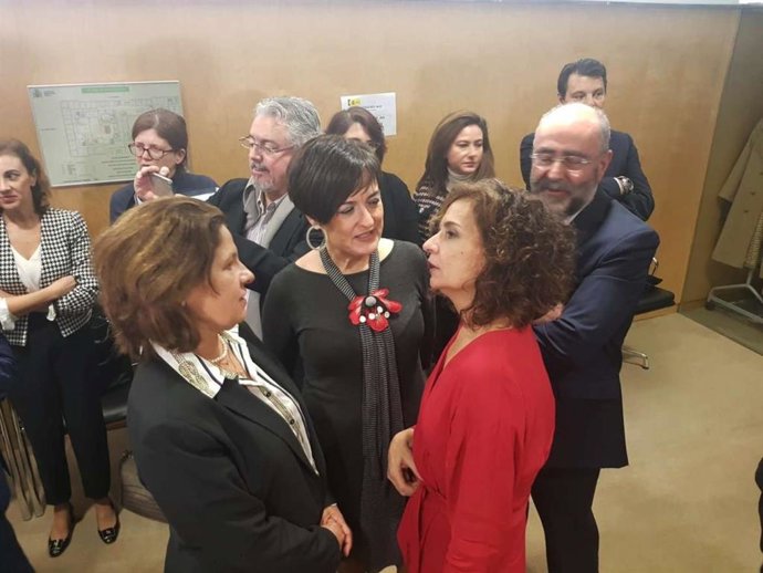 Blanco-Morales charla con Montero en el CPFF.