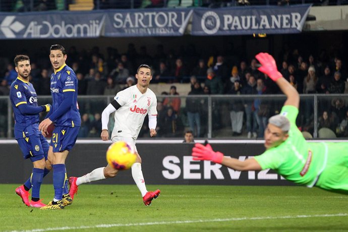 Fútbol/Calcio.- (Crónica) La Juventus tropieza en Verona pese a otro gol de Cris