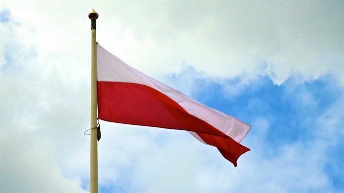 Polonia.- Miles de personas se concentran en Varsovia para mostrar su apoyo a la