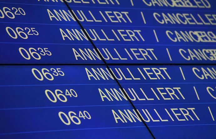 Cancelación de vuelos en el aeropuerto de Stuttgart