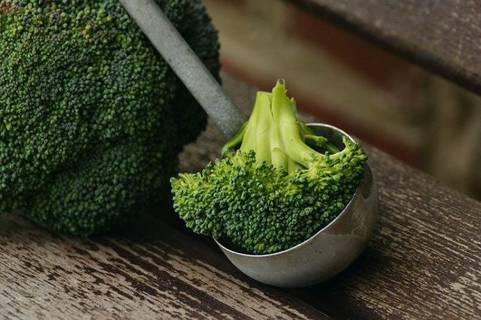 Un compuesto natural de la verdura podría ayudar a combatir la enfermedad del hí