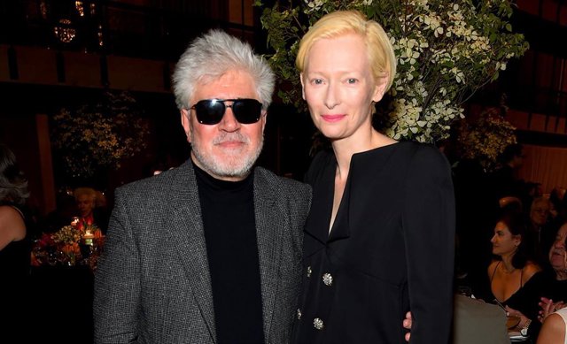Pedro Almodóvar y Tilda Swinton