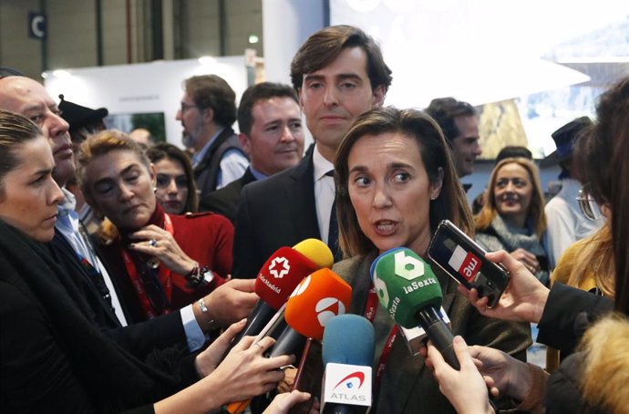 La diputada del PP per La Rioja, Cuca Gamarra , durant una intervenció als mitjans de comunicació en la Fira Internacional de Turisme. Madrid (Espanya), 23 de gener del 2020.
