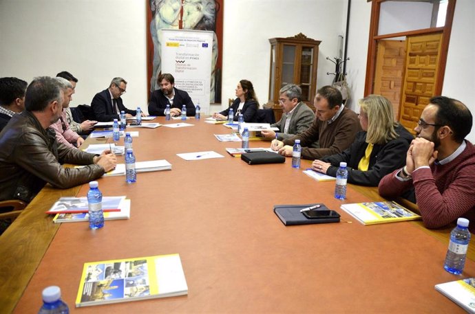 Reunión con la Asociación de Energías Renovables de Andalucía