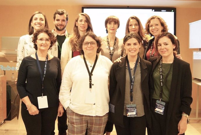 Equipo docente del I Curso formativo sobre trastornos del movimiento funcionales para médicos y terapeutas.