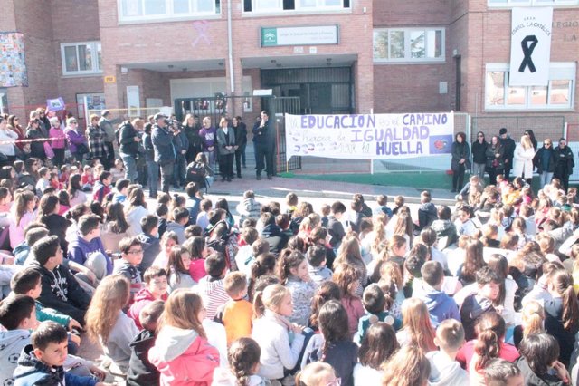 Imagen de la concentración realizada en La Zubia