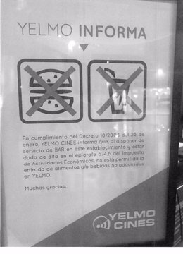 Cartel del cine Yelmo de Rincón de la Victoria (Málaga) retirado a instancias de la Oficina de Información al Consumidor