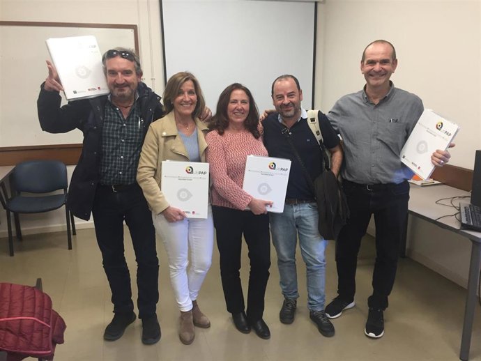 Nota De Prensa Y Fotografía