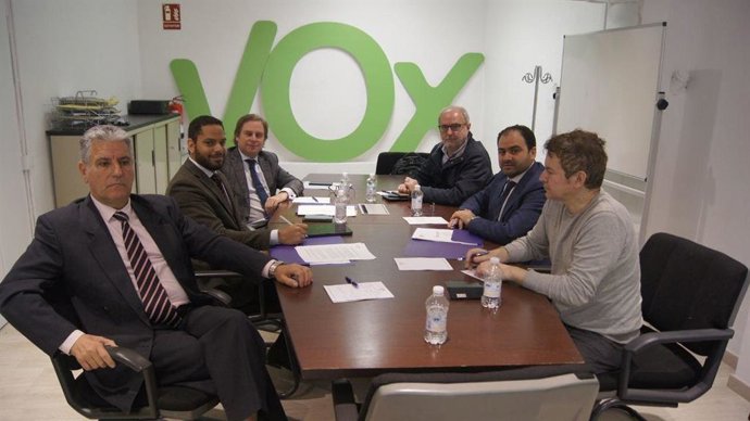 Reunión entre representantes de SCC y de Vox
