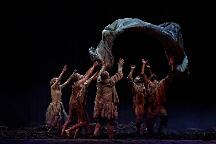 Escena de la obra dirigida por Magüi Mira y que cuenta con protagonistas como Pepón Nieto o Jesús Noguero.