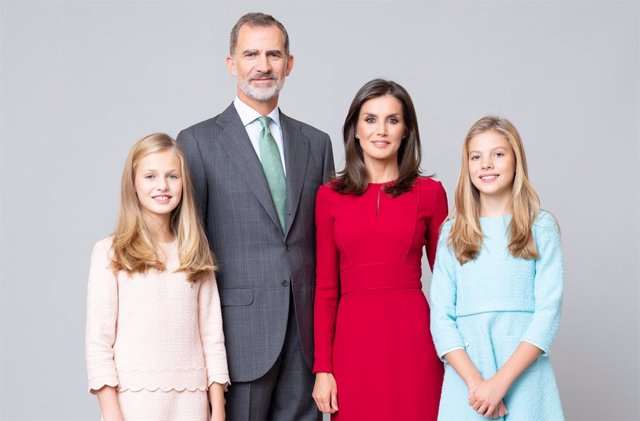 Los Reyes Felipe y Letizia con la Princesa Leonor y la Infanta Sofía