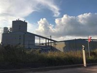 FADE lamenta que el nuevo estatuto electrointensivo haga que las empresas sigan dependiendo de "negociaciones políticas"