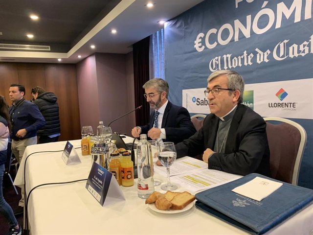 El obispo auxiliar de Valladolid y secretario general de la Conferencia Episcopal, Luis Argüello.