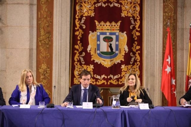 Junta Local de Seguridad copresidida por el alcalde de la capital y la delegada del Gobierno en Madrid