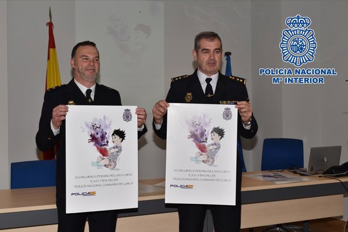 Presentación del segundo concurso literario relato corto sobre la Policía Nacional