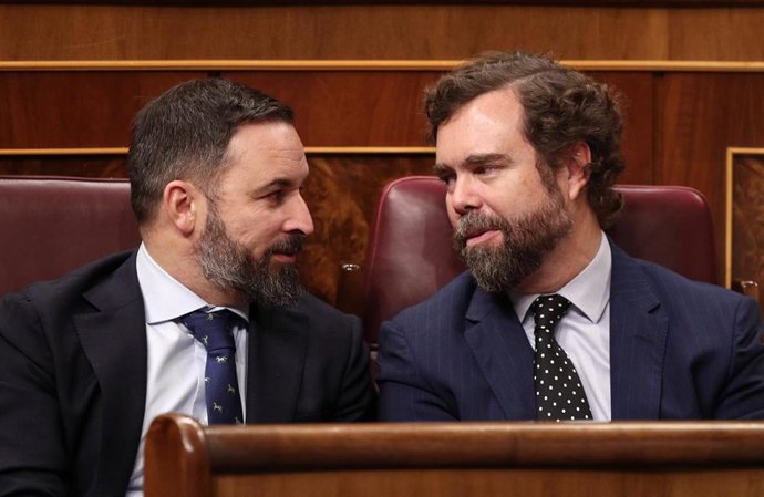 El presidente de Vox, Santiago Abascal, y el portavoz en el Congreso de los Diputados, Iván Espinosa de los Monteros