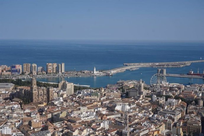 Málaga promociona su oferta en dos de las mayores publicaciones especializadas d