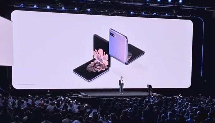 Samsung lanzará este 14 de febrero el Galaxy Z Flip, su segundo móvil con pantal