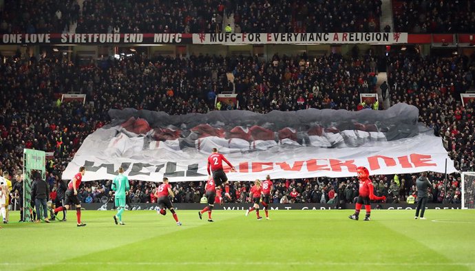 Fútbol.- El Manchester United solicita que 1.500 seguidores puedan ver el fútbol