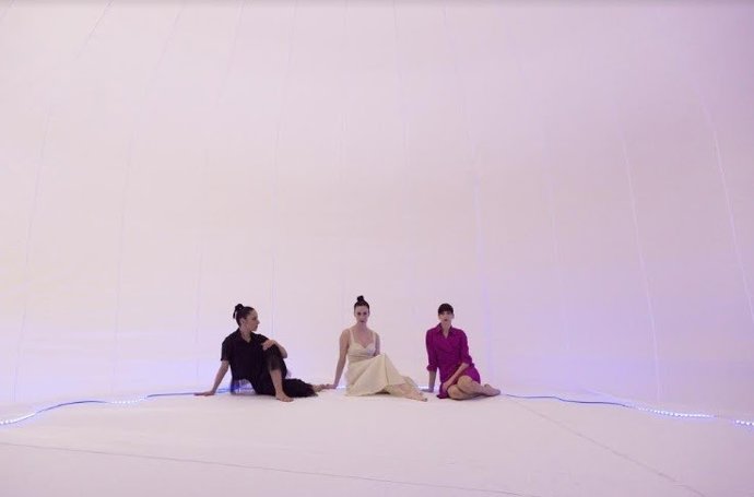 La compañía valenciana Taiat Dansa estrena  su último espectáculo 'Tres', inspirado en el Ballet triádico de Oskar Schlemmer