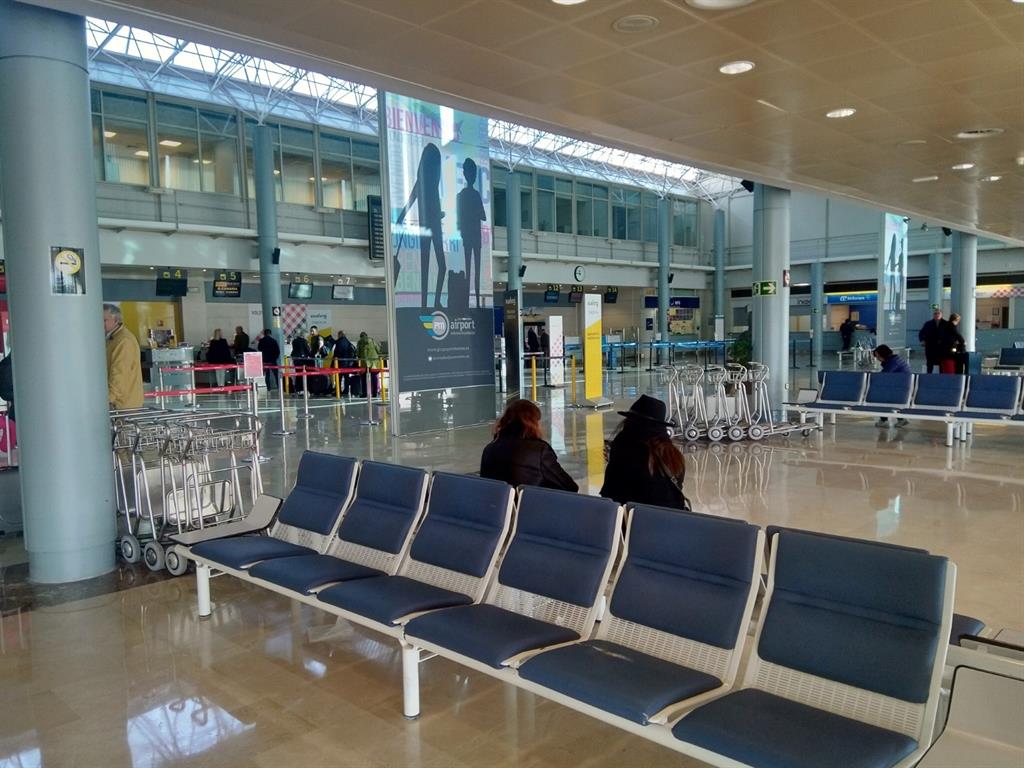 El Aeropuerto de Asturias inicia el año con un aumento del 34,8 en el El Aeropuerto de Asturias inicia el año con un aumento del 34,8 en el