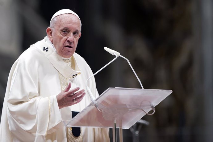 El Papa quiere más "autoridad" para laicos y mujeres en la Amazonia pero no menc