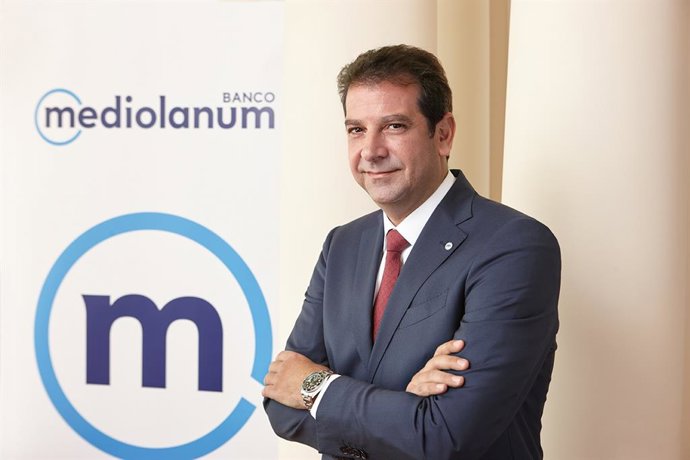 El consejero delegado de Banco Mediolanum, Igor Garzesi