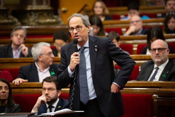 El presidente de la Generalitat, Quim Torra, interviene en el Pleno del Parlament este miércoles.