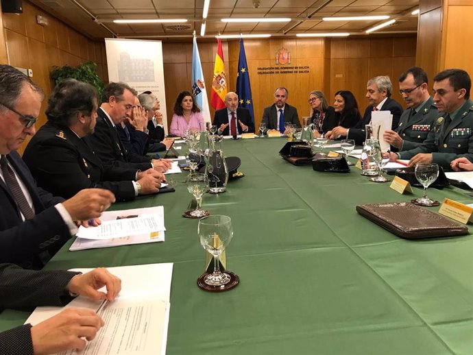 El delegado del Gobierno, Javier Losada, preside la primera reunión de la comisión de seguimiento del Xacobeo de la Delegación del Gobierno