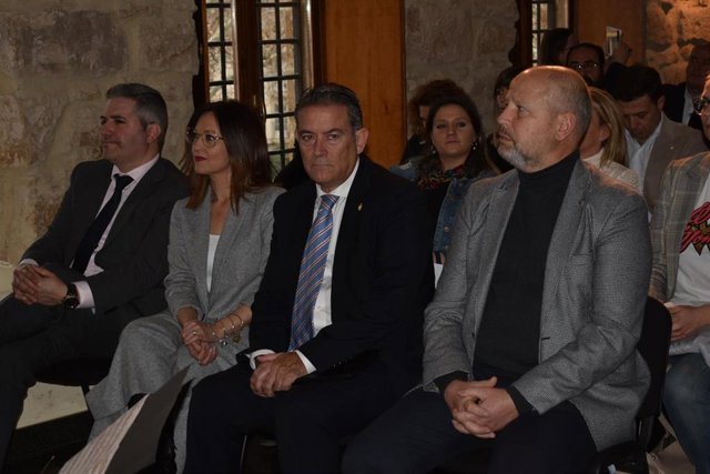 El consejero de Educación y Deporte, Javier Imbroda, en la apetura del I Foro Linares Educa Siglo XXI