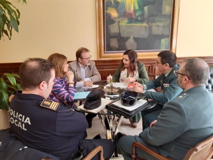 Reunión de coordinación para abordar los robos en la zonas residenciales de Jaén capital