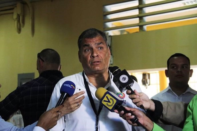 Ecuador.- Suspenden el juicio contra Correa por supuesto cohecho tras presentar 