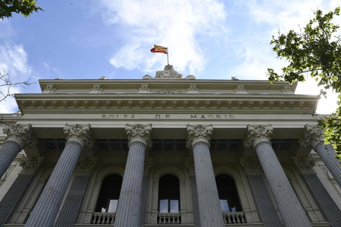 Fachada de la Bolsa de Madrid, cotización, mercados, Ibex, empresas cotizadas