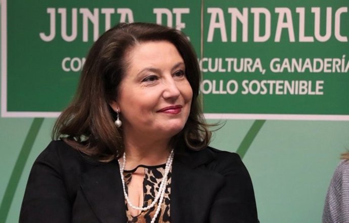 Junta pide a Sánchez que se implique en la defensa de los agricultores y se impu