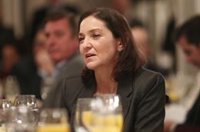 Reyes Maroto insta a las empresas a explicar por qué no acuden al Mobile y sí a ferias similares en otros países