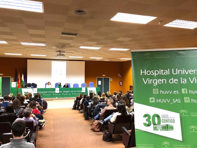 Jornada sobre infancia y adolescencia en el Hospital Clínico de Málaga