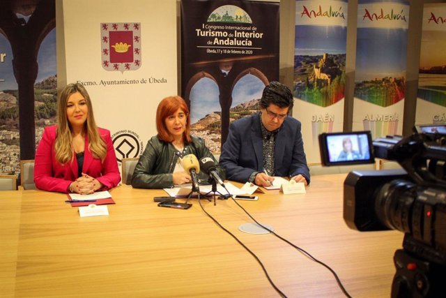 Presentación del I Congreso de Turismo Interior que se desarrollará el 17 y 18 de febrero en Úbeda