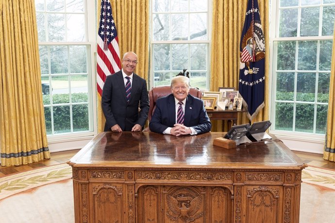 El ex comisario venezolano Iván Simonovis y el presidente estadounidense, Donald Trump