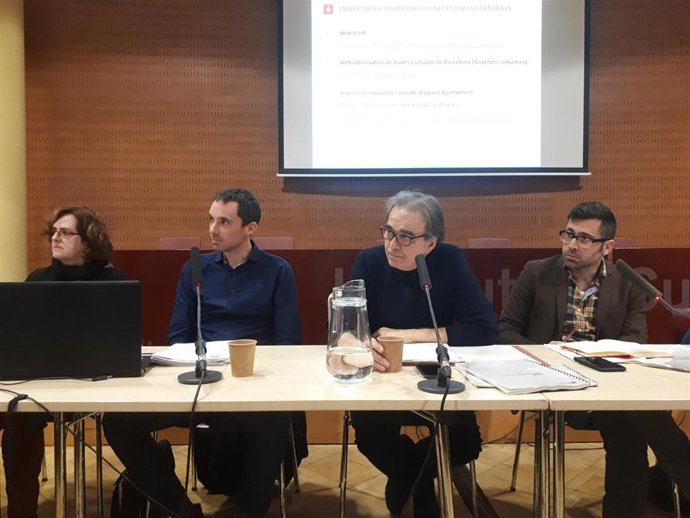 Presentación de la encuesta 'Participación y necesidades culturales en Barcelona' con J.Subirats